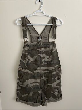 200 BDG Camo Short Overalls